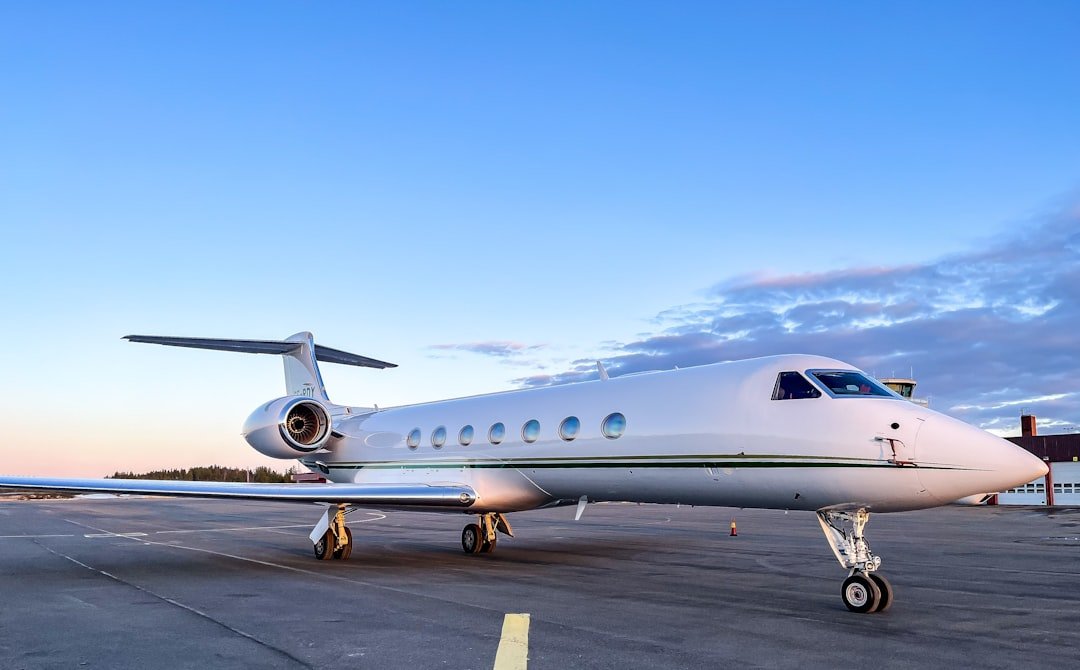 Heavy Jet Langstrecken-Privatjet — Kategorie für 10 bis 16 Passagiere