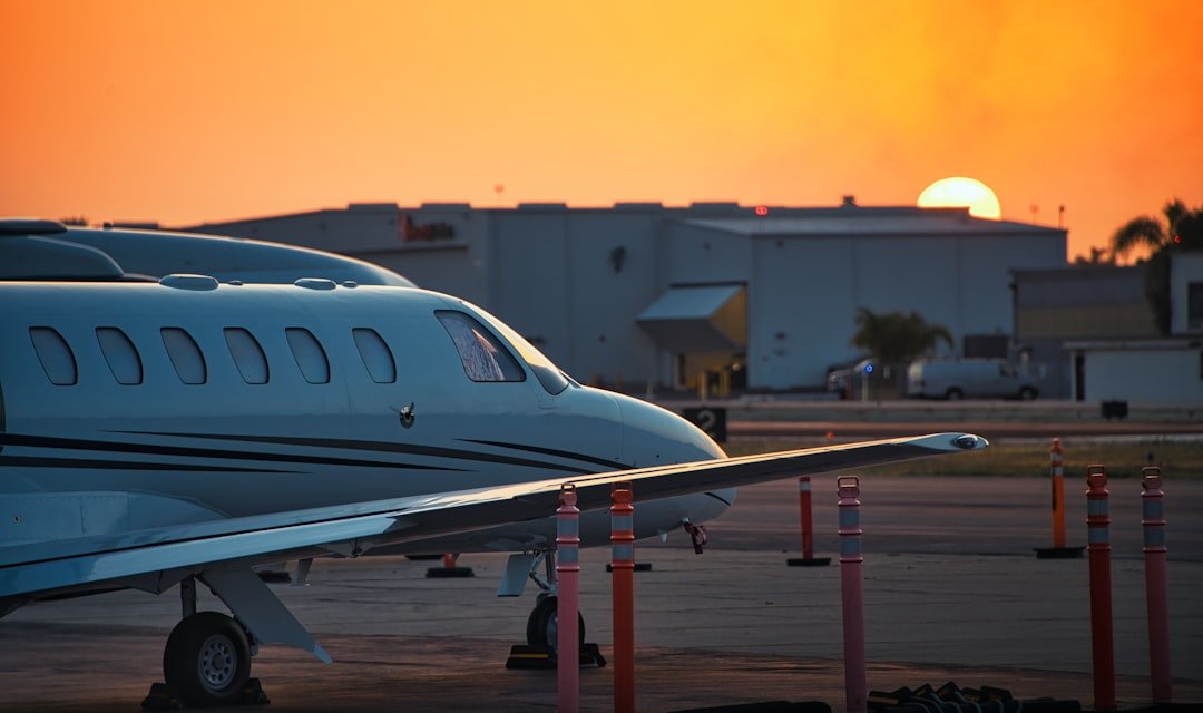 Privatjet auf dem Vorfeld – Kabinenkomfort variiert stark zwischen den Flugzeugkategorien